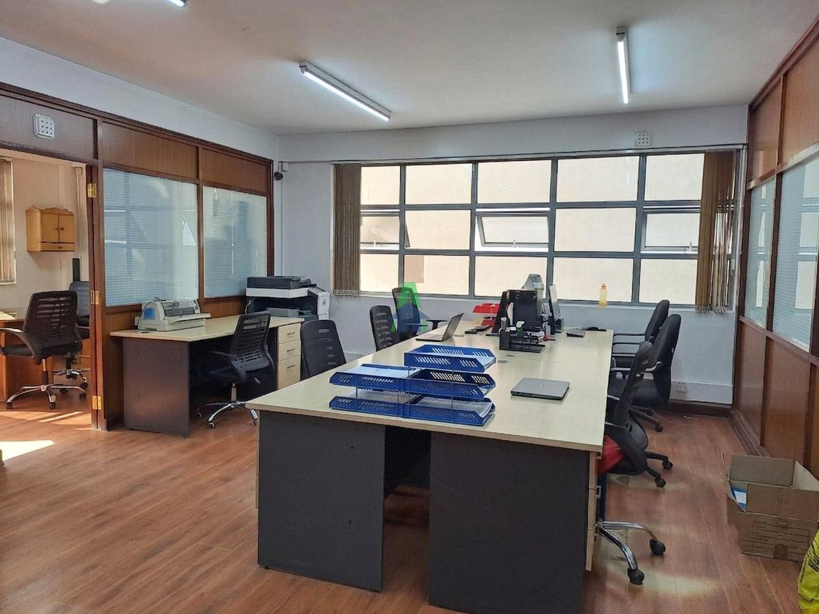 1750 sqft office space