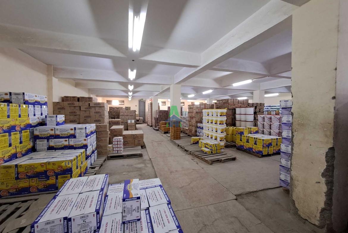 Warehouse, Prabhaki