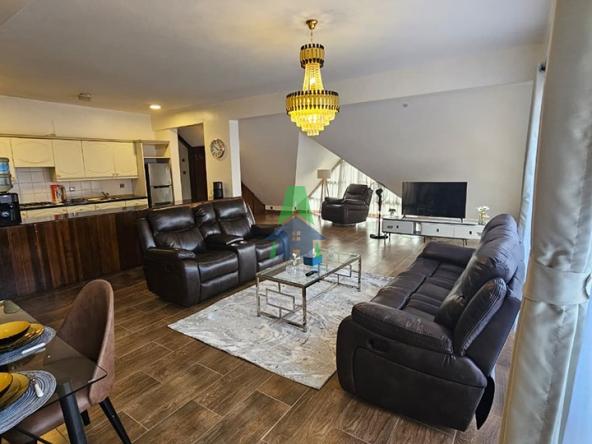 2 bed Pent apartment, Parklands
